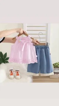 طقم ملابس صيفي بناتي - بلوزة وردية وشورت جينز