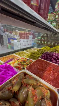 مشكّلة المخللات والمعلبات المتنوعة