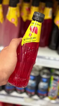 شويبس فراولة - Schweppes Strawberry