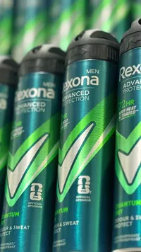 مزيل عرق بخاخ للرجال كوانتم دراي - ريكسونا (Rexona)