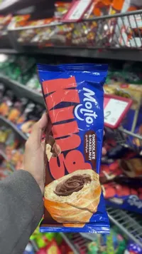 كرواسان بالشوكولاتة - موبي