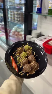 كرات البان كيك بالشوكولاتة والفستق