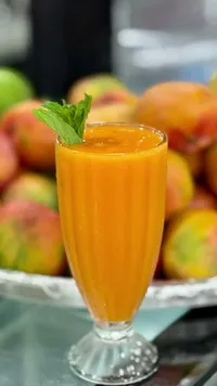 عصير مانجو طازج