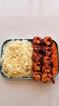 وجبة أرز مع جمبري مشوي
