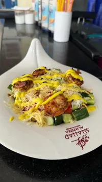 سلطة الروبيان المشوي - حلويات ومخبوزات الجزيرة