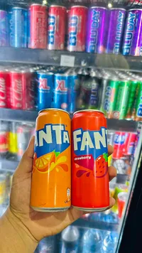 فانتا برتقال وفانتا فراولة (Fanta)