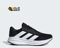 حذاء رياضي أديداس