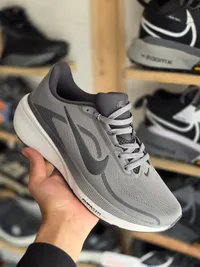 حذاء رياضي - نايكي (Nike)