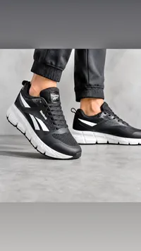حذاء رياضي شبابي - ريبوك (Reebok)