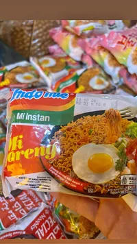 نودلز مقلية سريعة التحضير - إندومي (Indomie)