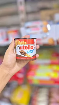 نوتيلا آند جو - كريمة البندق مع أعواد البسكويت (Nutella)
