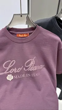 تيشيرت لوورو بيانا (Loro Piana)