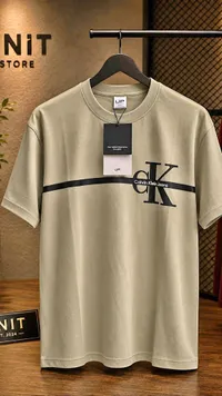 تيشيرت كالفن كلاين جينز (Calvin Klein Jeans)