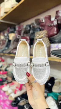 حذاء أطفال رسمي بلمسة براقة - فاشن (Fashion)