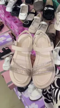 صندل بناتي أنيق مزين بالكريستال - فاشن (Fashion)
