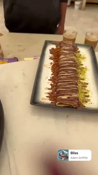 كريب الشوكولاتة بالفستق