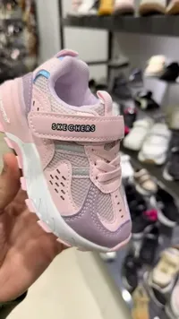 حذاء رياضي للأطفال - سكيتشرز (Skechers)