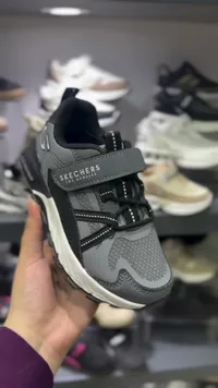 حذاء رياضي للأطفال - سكيتشرز (Skechers)