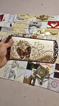 بطاقات دعوة فاخرة بتصميم الفراشة