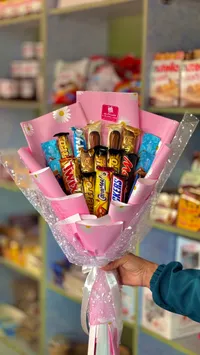 باقة شوكولاتة وحلويات فاخرة