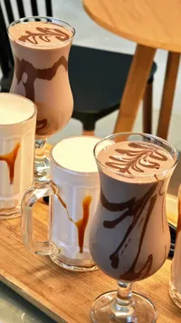 تشكيلة مشاريب وميلك شيك متنوعة